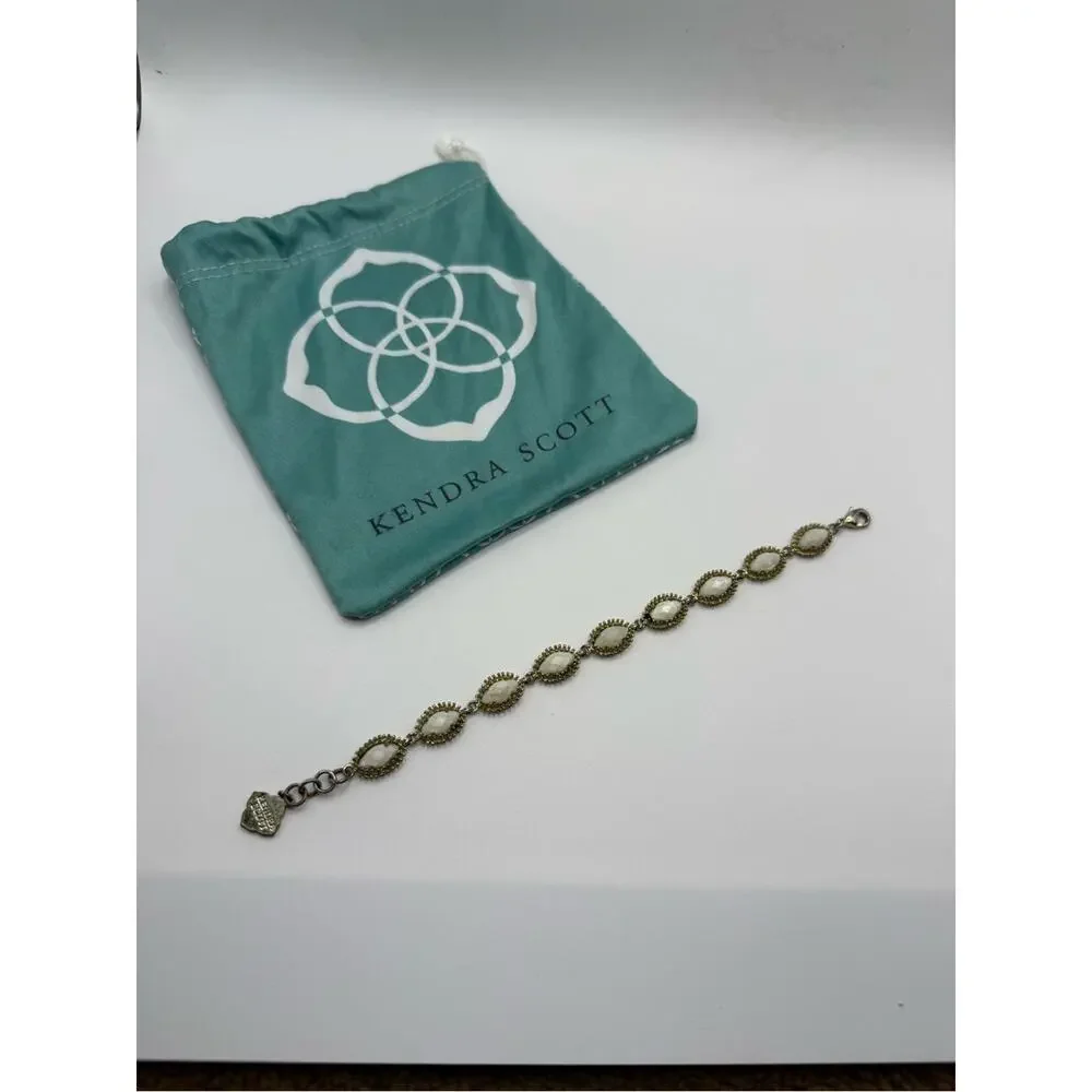 Kendra Scott elegant gold